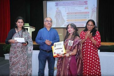 मध्यप्रदेश भवन में साड़ी ड्रेपिंग एवं हैंडलूम प्रदर्शन प्रतियोगिता का हुआ आयोजन