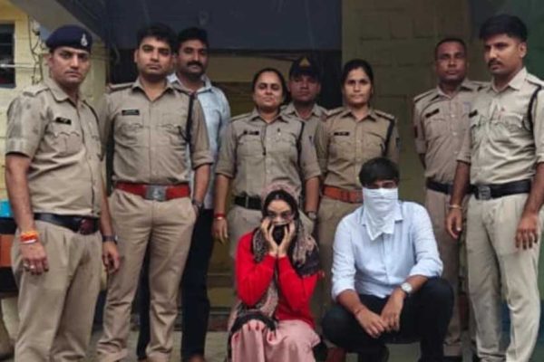 भारत सरकार’ की इनोवा, नकली CBI कार्ड और 9.8 लाख की ठगी; फर्जी IAS तृप्ति के भोपाल ठिकानों पर छापा