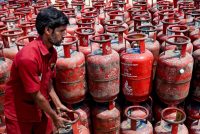 LPG सिलेंडर तुरंत मिलेगा! सुबह 6 बजे बुकिंग, 9 बजे तक घर पहुंचेगा सिलेंडर