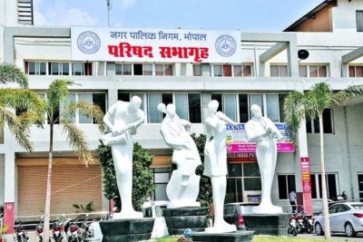भोपाल में बड़ी बुलडोजर कार्रवाई की तैयारी! 144 संपत्तियों से हटेगा स्टे, 1000 दुकानें होंगी सील
