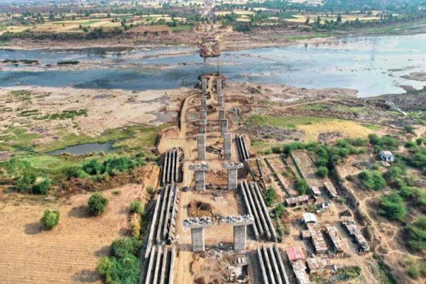 इंदौर में 13 बड़े ब्रिज प्रोजेक्ट अटके, कहीं जमीन तो कहीं डायवर्शन बना रोड़ा