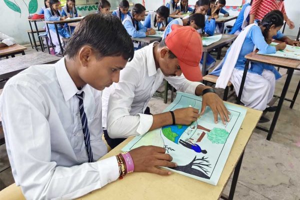 25 करोड़ बच्चों के सपनों को भारत  हर बच्चों को अवसर, हर सपनों को उड़ान: विकसित भारत का संकल्प