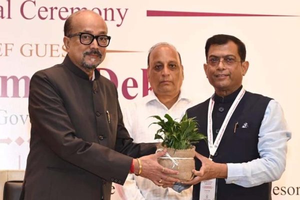 नवा रायपुर में राज्य निर्वाचन आयुक्तों के 32वें अखिल भारतीय सम्मेलन का राज्यपालरामेन डेका ने किया शुभारंभ