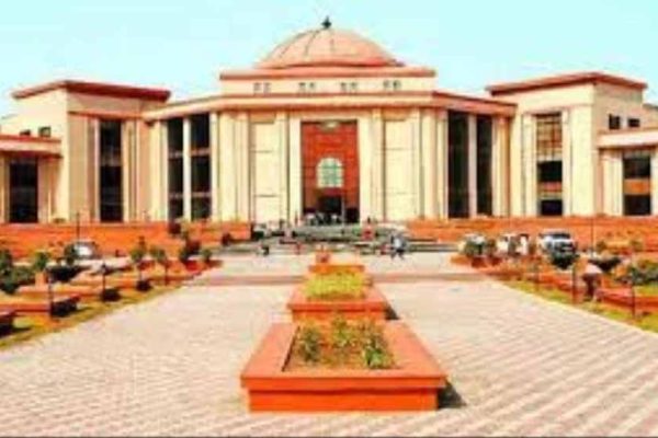 जशपुर दुष्कर्म केस में आरक्षक को झटका, छत्तीसगढ़ हाई कोर्ट ने अग्रिम जमानत याचिका की खारिज