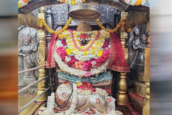 मां विंध्यवासिनी धाम में अगस्त तक 90 लाख श्रद्धालुओं ने किए दर्शन, यूपीएसटीडीसी ने शुरू किए 2 टूर पैकेज