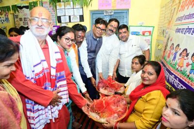 आंगनबाड़ी कार्यकर्ताओं, सहायिकाओं और मितानिनों का किया सम्मान, गर्भवती महिलाओं की हुई गोदभराई