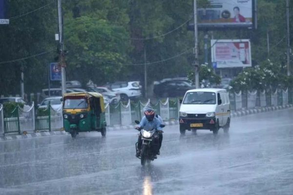 CG Weather: छत्तीसगढ़ के कुछ हिस्सों से अगले 48 घंटे में मानसून की वापसी, मौसम में होगा बदलाव